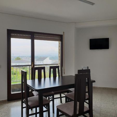 Apartamentos O Cargadeiro Ribadeo Luaran gambar