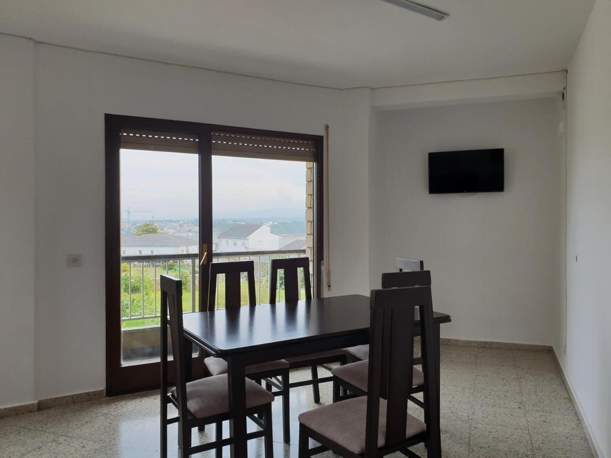 Apartamentos O Cargadeiro Ribadeo Luaran gambar