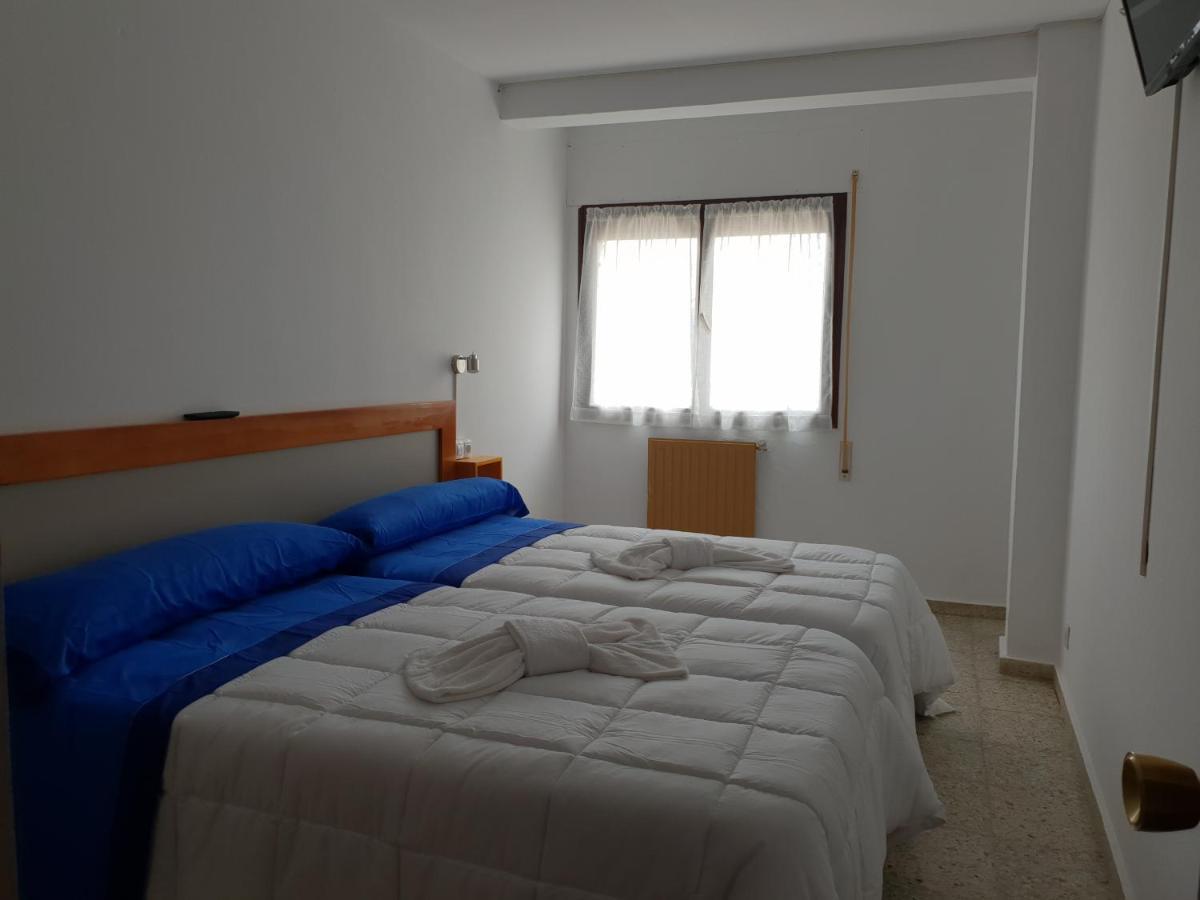 Apartamentos O Cargadeiro Ribadeo Luaran gambar