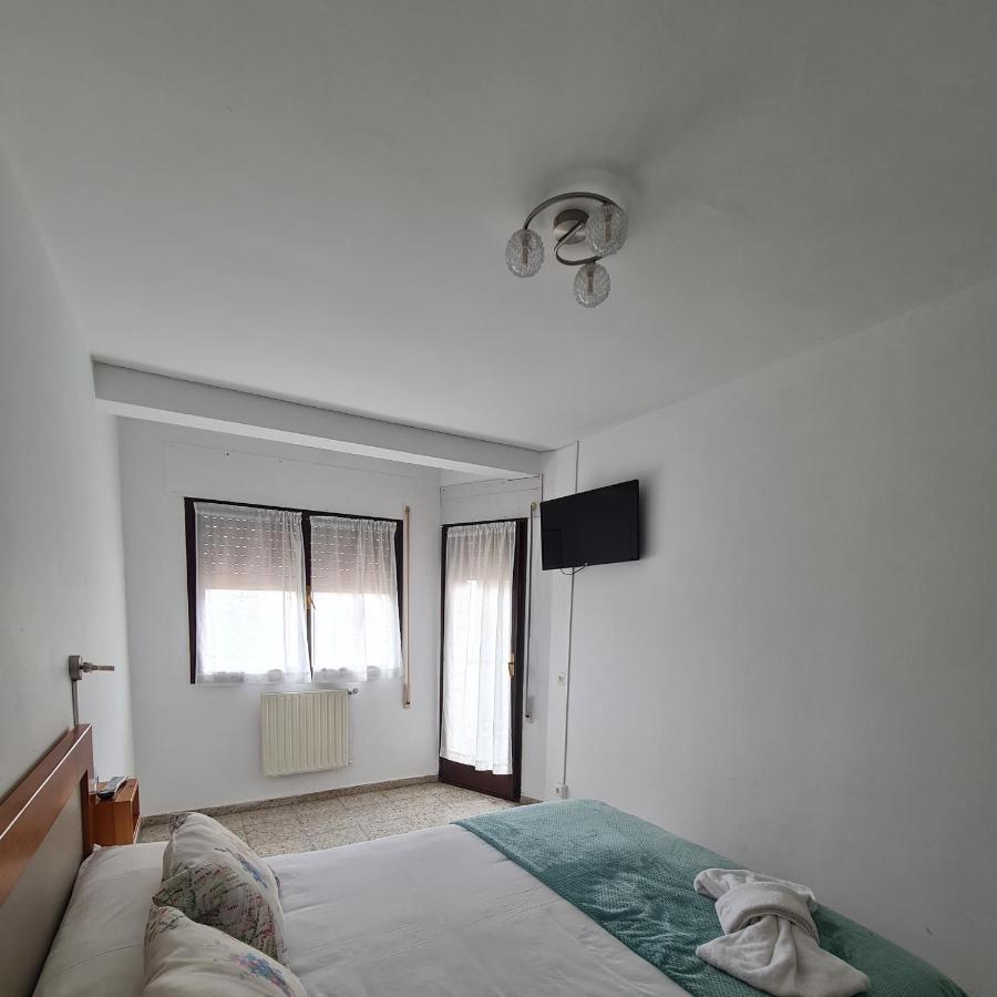 Apartamentos O Cargadeiro Ribadeo Luaran gambar