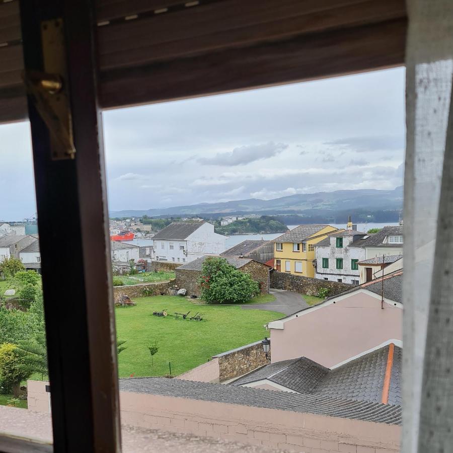 Apartamentos O Cargadeiro Ribadeo Luaran gambar